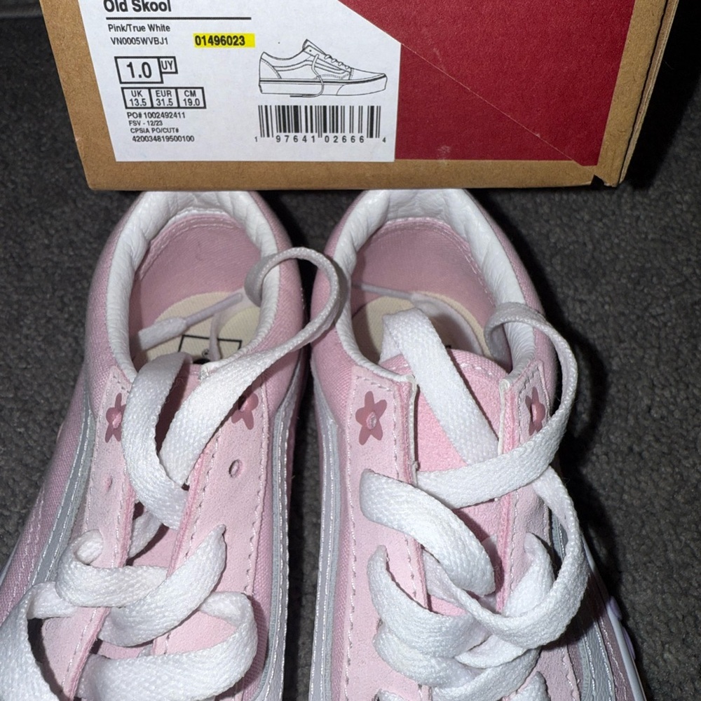 Vans Kids Light Pink Sneakers with Floral Accents - Picture 7 of 7
